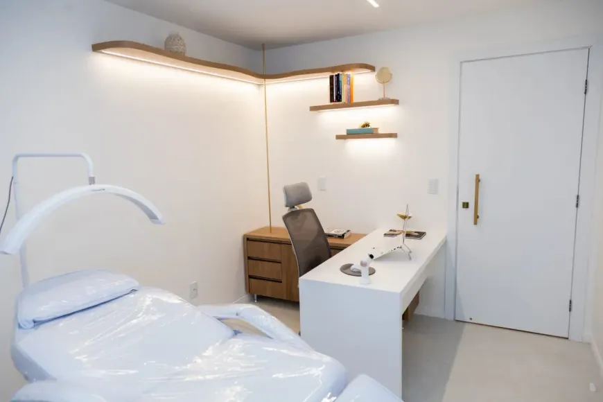 Sala comercial decorada e pronta para atendimento - Imagem 2