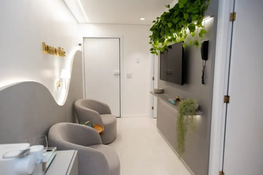 Sala comercial decorada e pronta para atendimento - Imagem 4